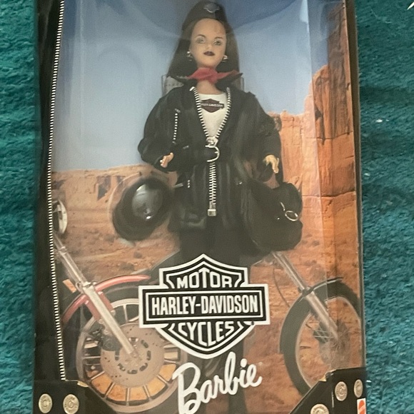 Harley Barbie - Picture 1 of 3
